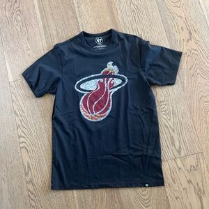 Miami Heat 47 Brand Men's Short Sleeve Tee. Size small.